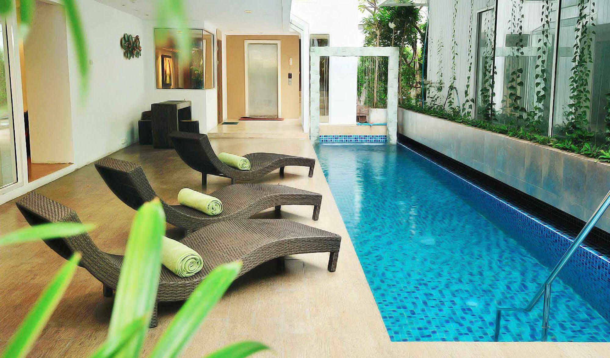 Nantra Retreat And Spa Bangkok Buitenkant foto
