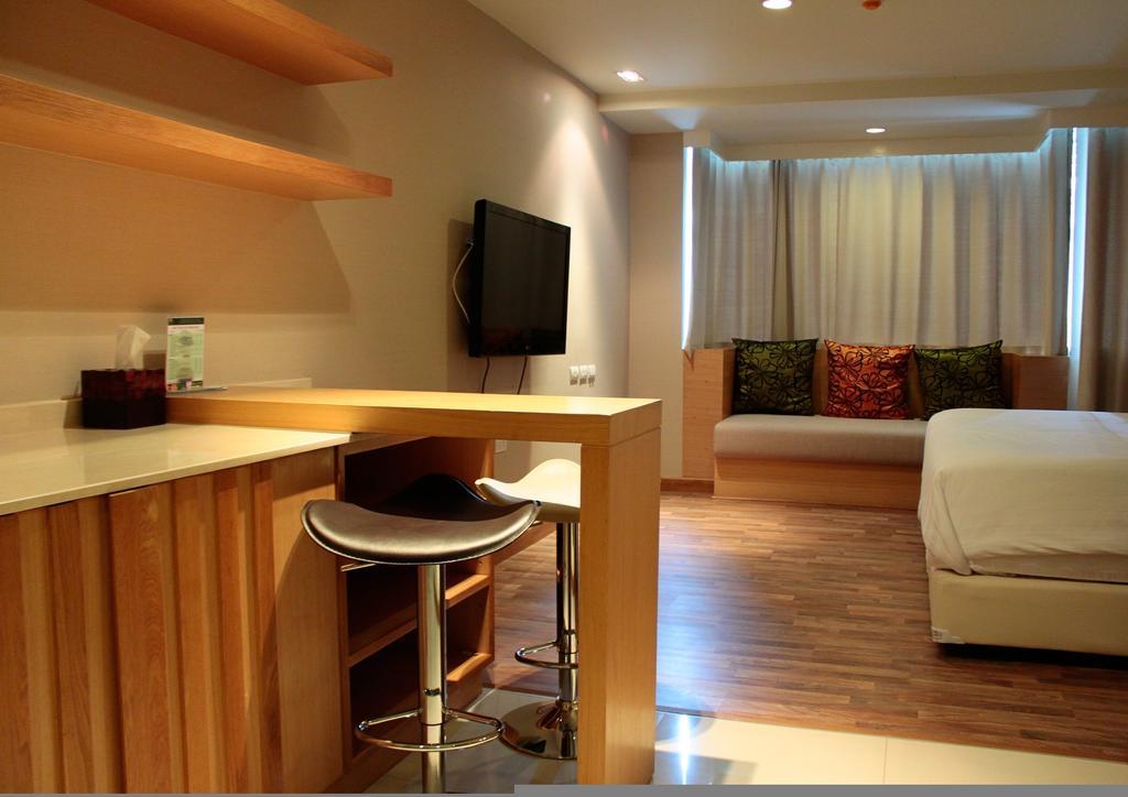 Nantra Retreat And Spa Bangkok Buitenkant foto